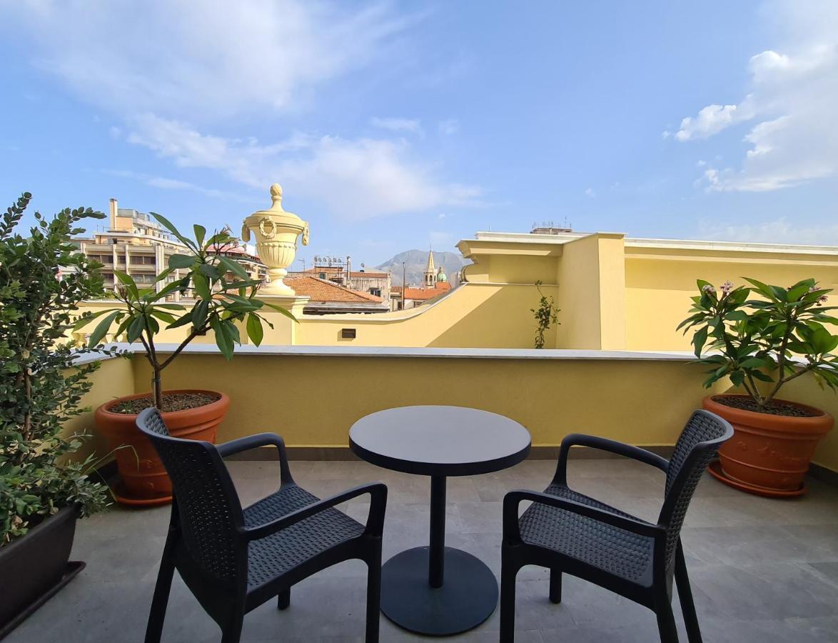 Grand Hotel Et Des Palmes Palermo Luaran gambar Rooftop terrace